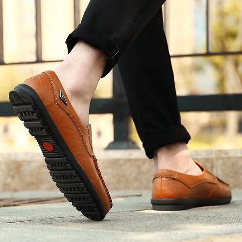 Detalhes do Calçado com Costura Italiana